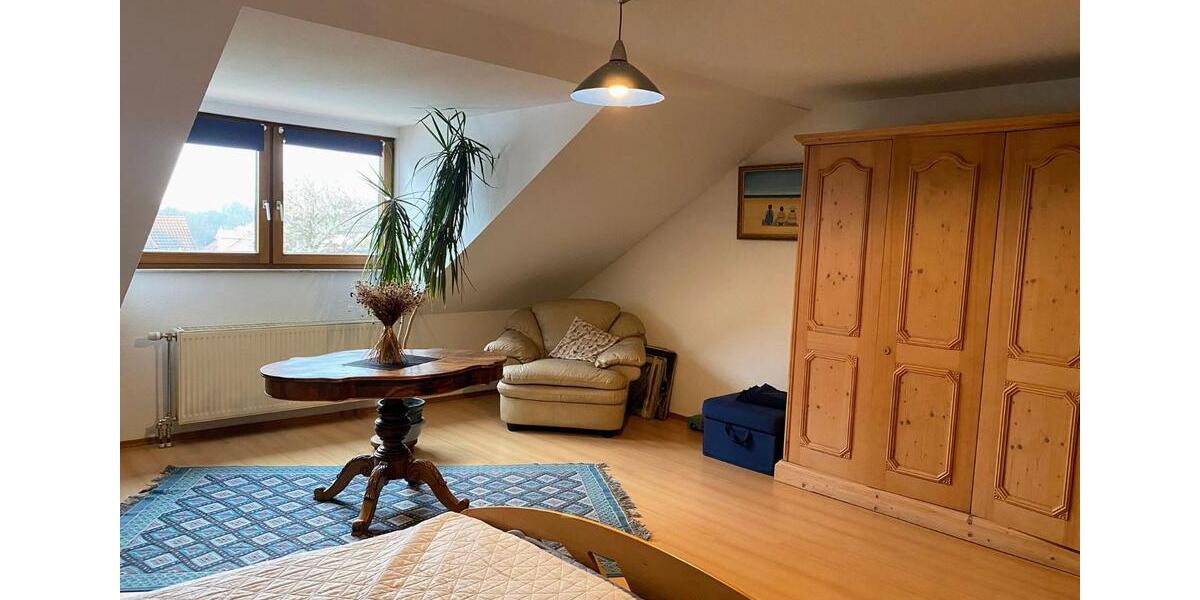 Reihenhaus Heppenheim (Bergstraße) - 6 Zimmer, 155 m&sup2;, 2.200&euro; | Angebot:24897353