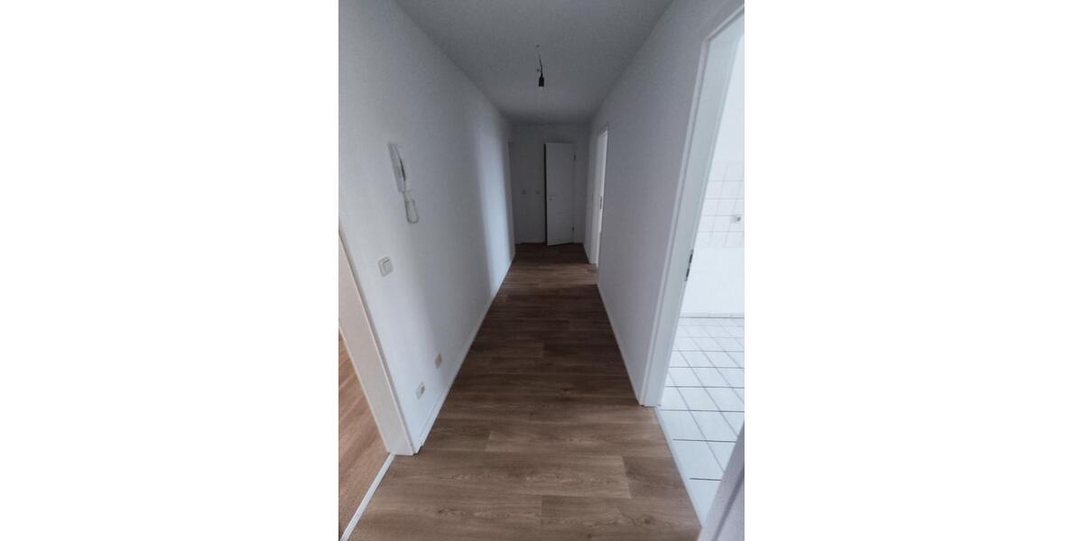 Dachgeschoßwohnung Mügeln - 2 Zimmer, 69 m&sup2;, 345&euro; | Angebot:17691102