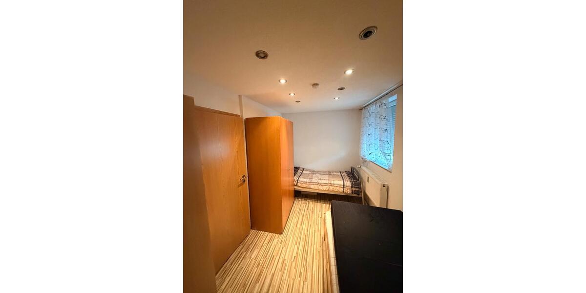 Erdgeschoßwohnung Umkirch - 4 Zimmer, 85 m&sup2;, 300&euro; | Angebot:25447004