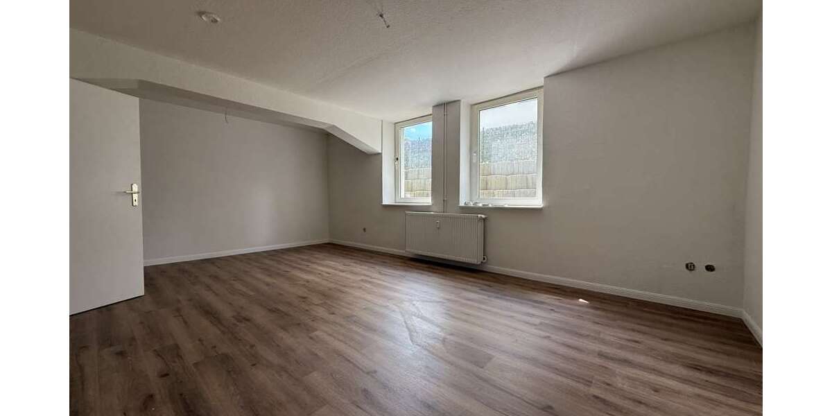 Etagenwohnung Naumburg - 1 Zimmer, 42 m&sup2;, 300&euro; | Angebot:26999209