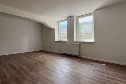 Wohnung Naumburg - 1 Zimmer, 42 m&sup2;, 300&euro; | Angebot:26999209