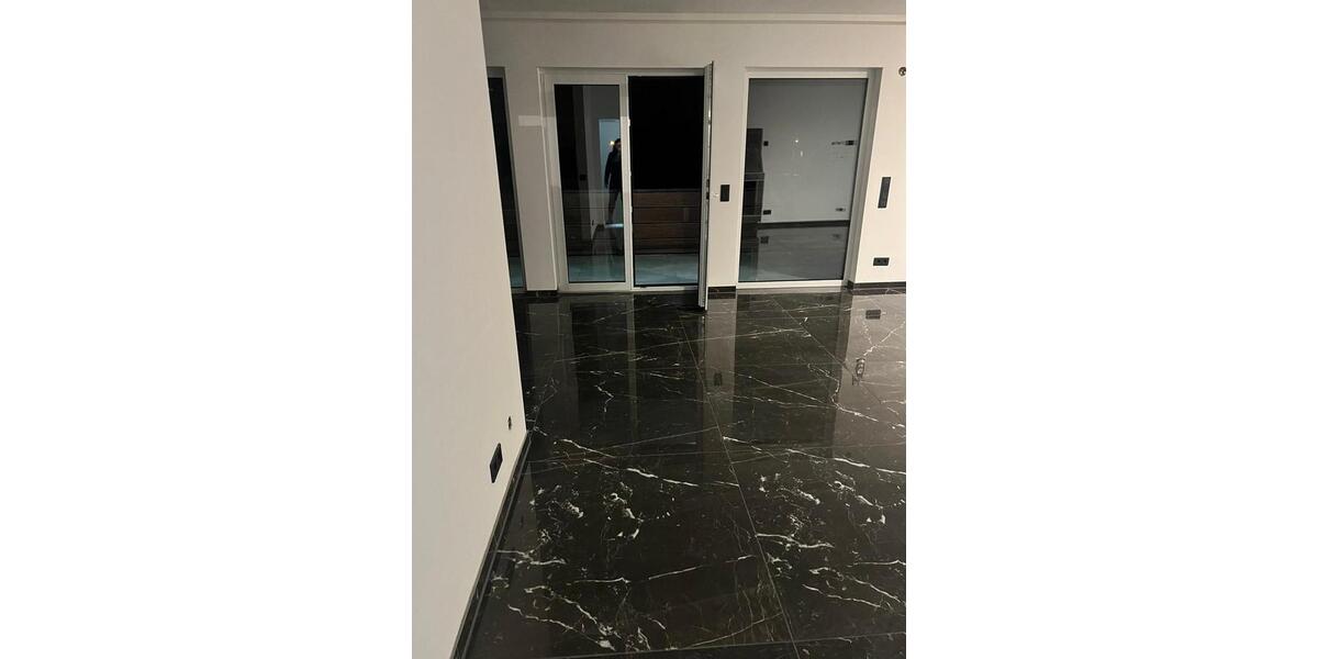 Etagenwohnung Raunheim - 5 Zimmer, 125 m&sup2;, 2.500&euro; | Angebot:24446596