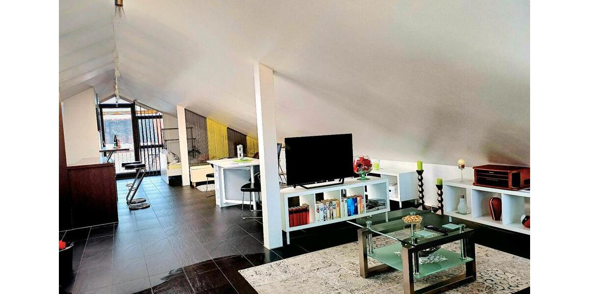 Dachgeschoßwohnung Traunreut Irsing - 1 Zimmer, 54 m&sup2;, 1.000&euro; | Angebot:25659028