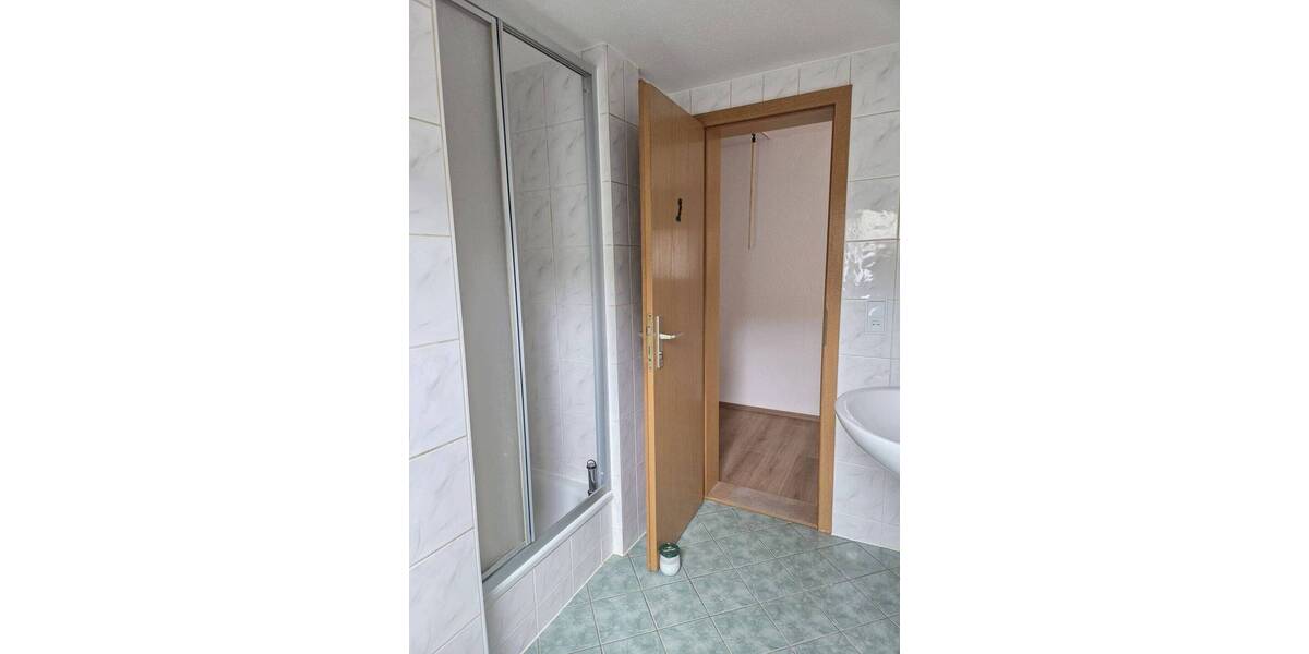Etagenwohnung Waldheim Schönberg - 2 Zimmer, 51 m&sup2;, 285&euro; | Angebot:26584798