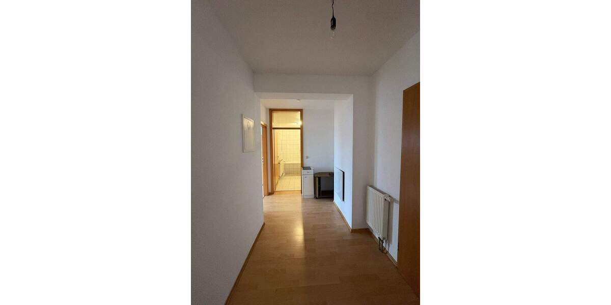 Etagenwohnung Flöha Plaue - 2 Zimmer, 87 m&sup2;, 430&euro; | Angebot:24863795