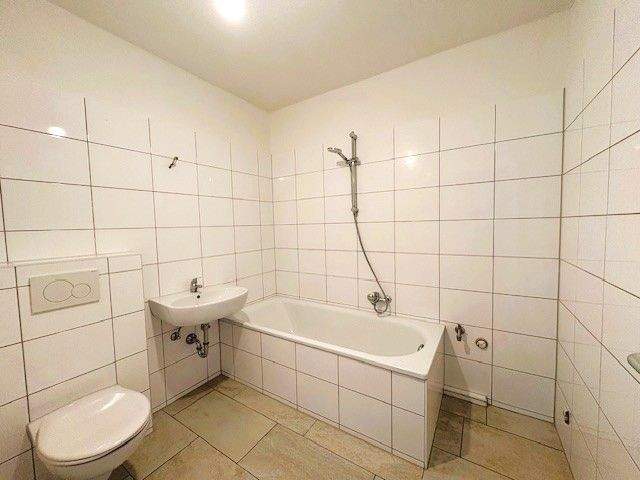 Etagenwohnung Brunsbüttel - 2 Zimmer, 60 m&sup2;, 517&euro; | Angebot:24619696
