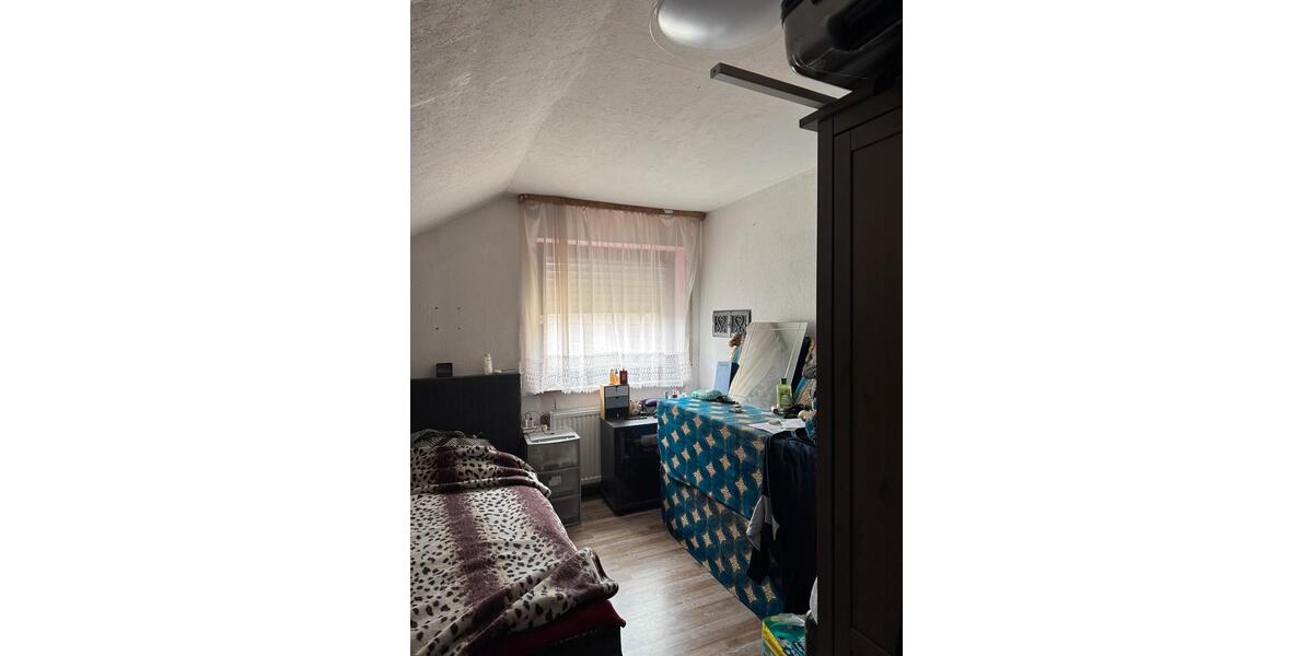 Dachgeschoßwohnung Buchen (Odenwald) - 2 Zimmer, 70 m&sup2;, 600&euro; | Angebot:25932465