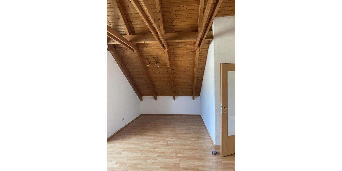 Dachgeschoßwohnung Groß-Umstadt Umstadt - 2 Zimmer, 53 m&sup2;, 650&euro; | Angebot:26578070