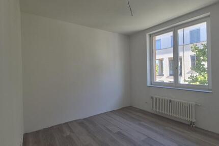Wohnung Schwedt (Oder) - 2 Zimmer, 38 m&sup2;, 400&euro; | Angebot:22415369
