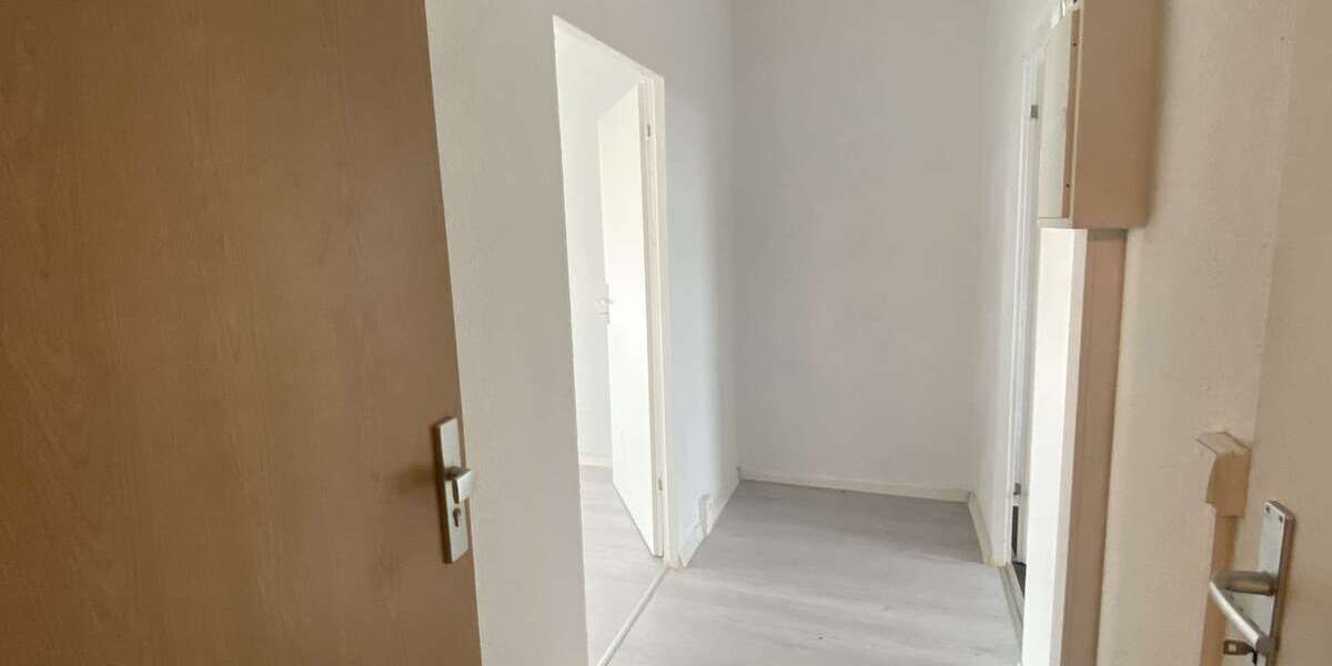 Wohnung zum Mieten in Altenburg 240 € 48 m² 2 zimmer