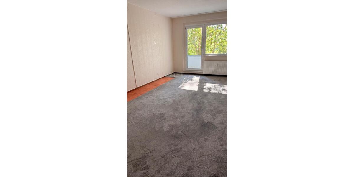 Erdgeschoßwohnung Staßfurt - 3 Zimmer, 69 m&sup2;, 380&euro; | Angebot:26586330