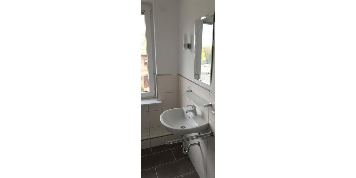 Etagenwohnung Bovenden - 3 Zimmer, 90 m&sup2;, 900&euro; | Angebot:26422308