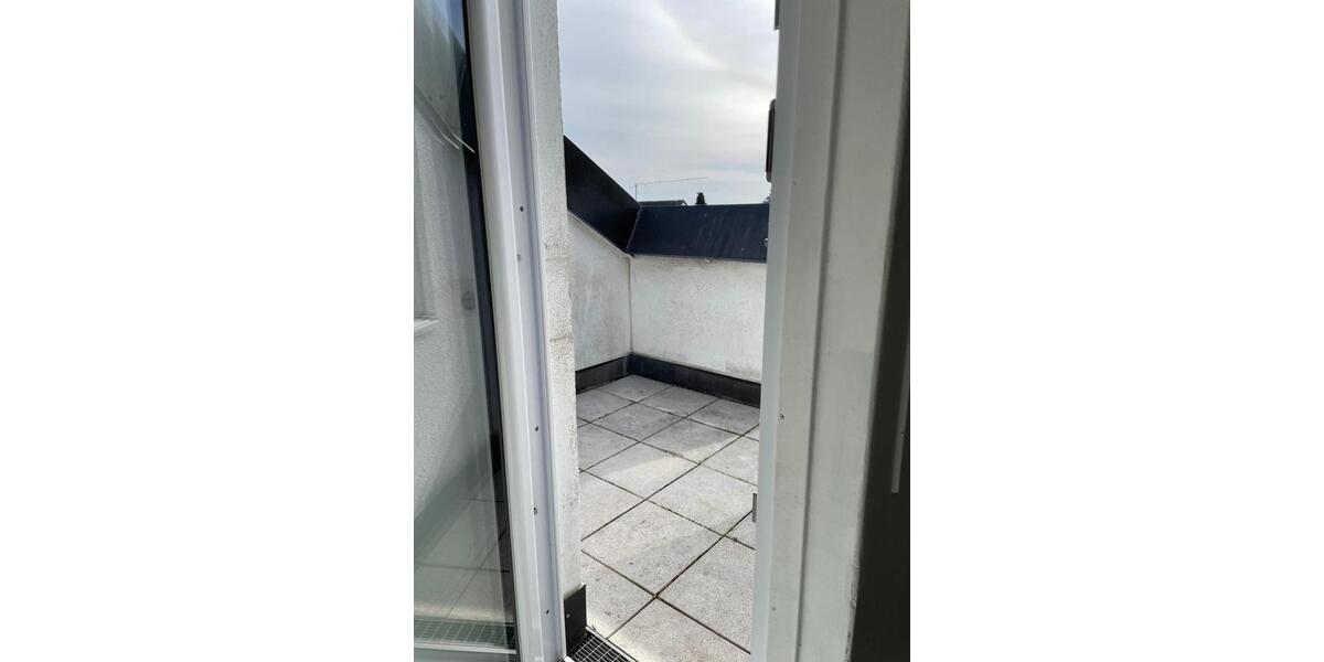 Dachgeschoßwohnung Simbach am Inn - 3 Zimmer, 95 m&sup2;, 750&euro; | Angebot:26089182