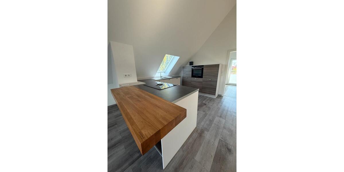 Etagenwohnung Frankfurt am Main Bergen-Enkheim - 3 Zimmer, 110 m&sup2;, 1.900&euro; | Angebot:26531811