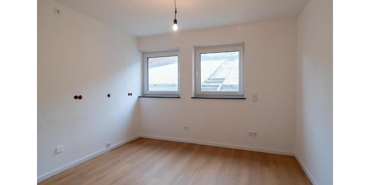 Moderne 2,5 ZKB Wohnung nach Kernsanierung zum Erstbezug 2.5 zimmer