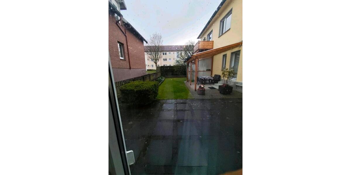 Erdgeschoßwohnung Bielefeld Mitte - 3 Zimmer, 100 m&sup2;, 1.200&euro; | Angebot:26026038