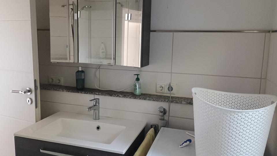 Etagenwohnung Neuötting - 2 Zimmer, 80 m&sup2;, 1.000&euro; | Angebot:25353290