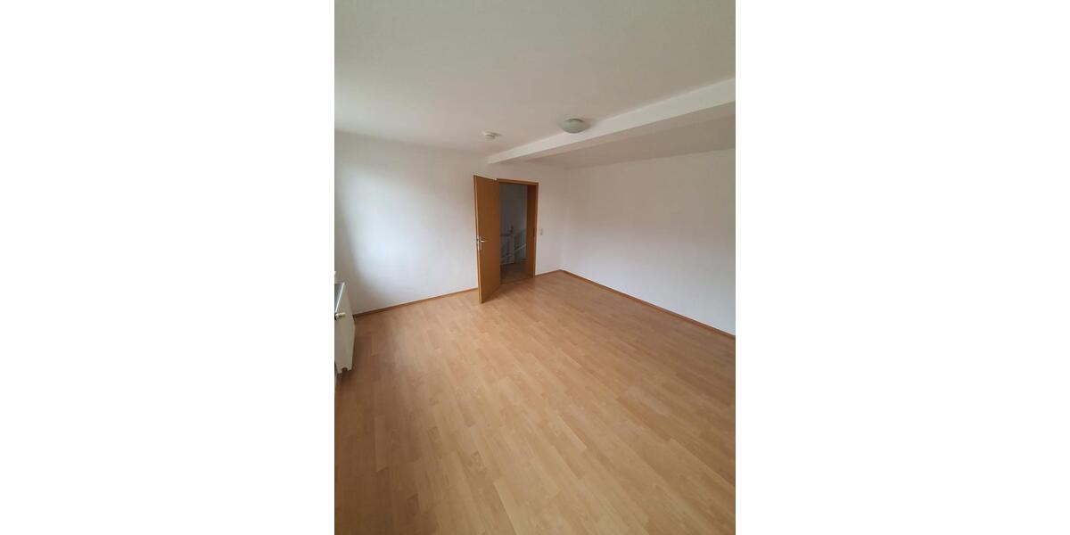 Dachgeschoßwohnung Burg - 2 Zimmer, 78 m&sup2;, 470&euro; | Angebot:26492123