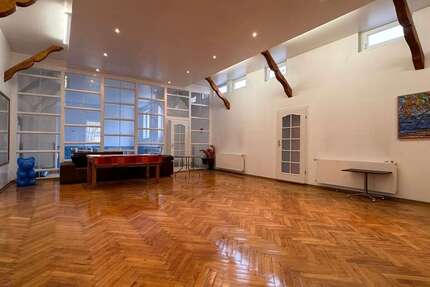 Haus Himmelpfort Himmelpfort - 11 Zimmer, 555 m&sup2;, 3.800&euro; | Angebot:27215877