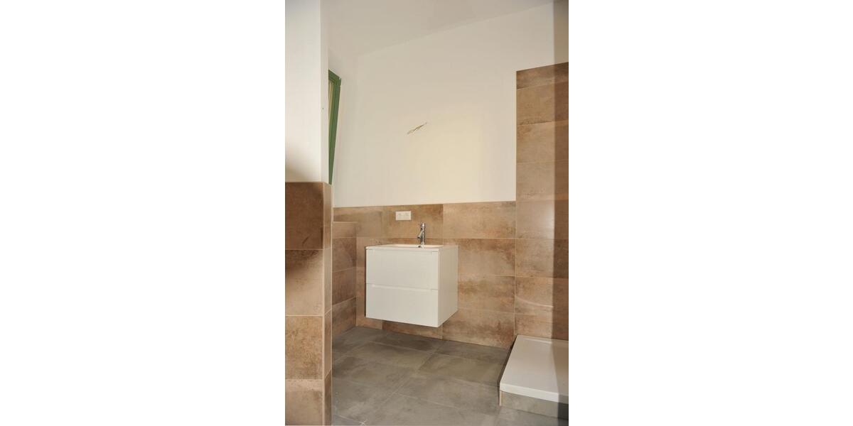 Erdgeschoßwohnung Kirchberg - 3 Zimmer, 62 m&sup2;, 490&euro; | Angebot:26068178