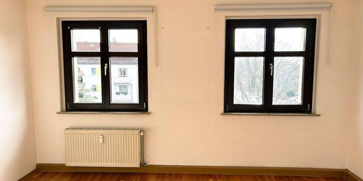 Etagenwohnung Dresden Klotzsche - 3 Zimmer, 69 m&sup2;, 665&euro; | Angebot:26154796