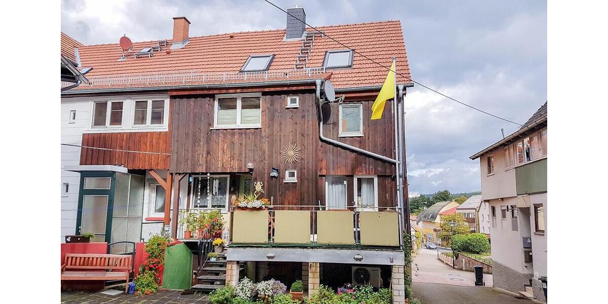 In Beerfelden Haus mit Nebengebäude ab 01.01.2026 zu vermieten 4 zimmer