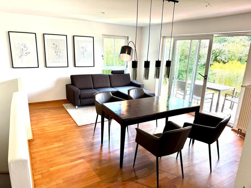 Helle, hochwertig möblierte 4-Zi Wohnung 96qm in Pasing MUC