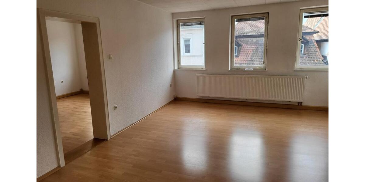 Etagenwohnung Kronach - 3 Zimmer, 84 m&sup2;, 560&euro; | Angebot:26272759