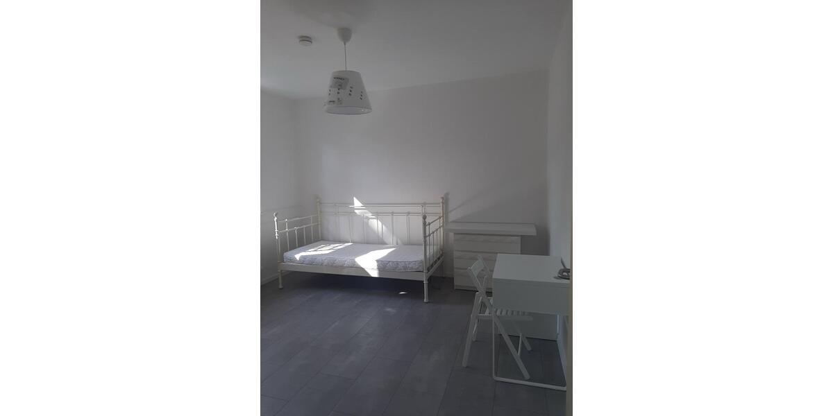 Wohnen auf Zeit Hannover Herrenhausen-Stöcken - 1 Zimmer, 19 m&sup2;, 540&euro; | Angebot:26477720