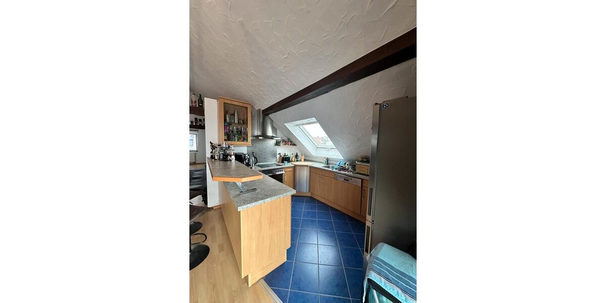 Dachgeschoßwohnung Homburg - 2 Zimmer, 75 m&sup2;, 700&euro; | Angebot:25082370