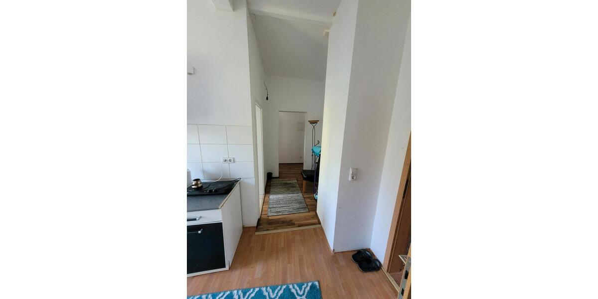 Dachgeschoßwohnung Weißenfels - 2 Zimmer, 42 m&sup2;, 450&euro; | Angebot:26381338