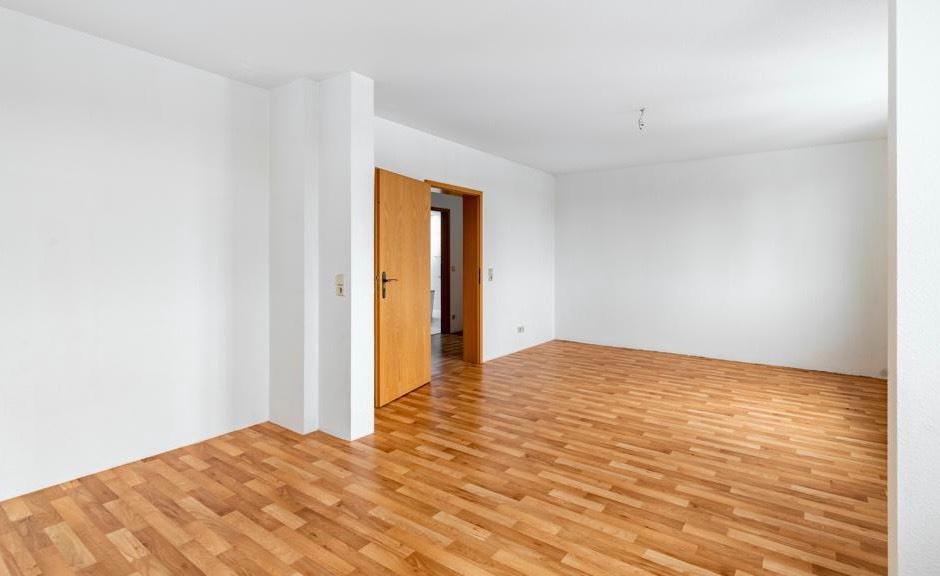 Dachgeschoßwohnung Genthin - 3 Zimmer, 90 m&sup2;, 675&euro; | Angebot:25308683