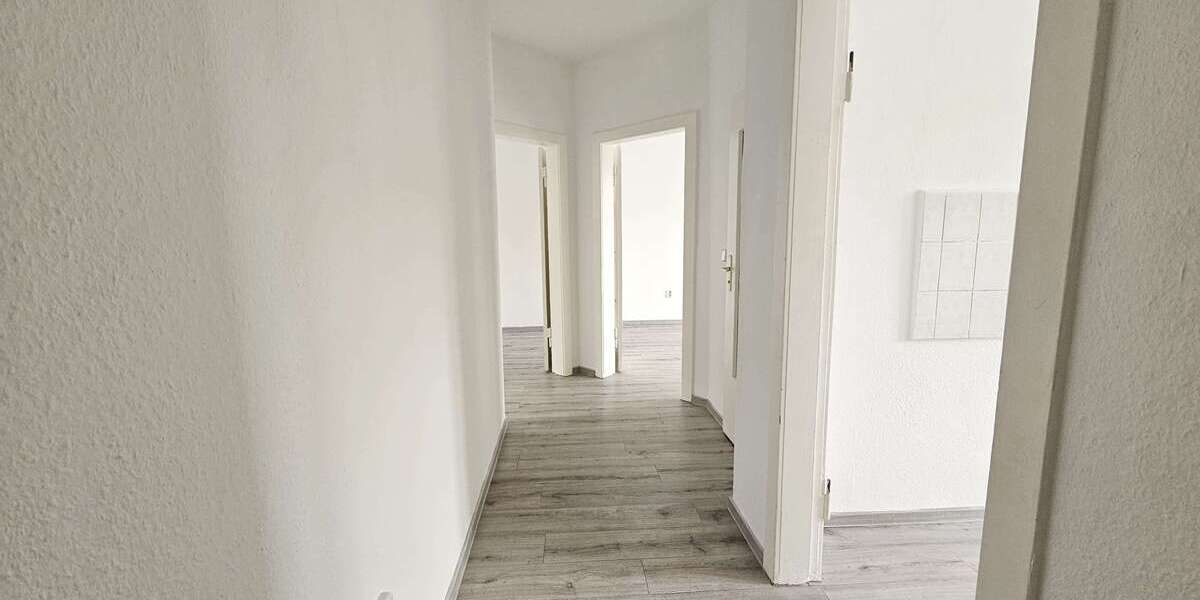Etagenwohnung Magdeburg Fermersleben - 2 Zimmer, 48 m&sup2;, 310&euro; | Angebot:27071989