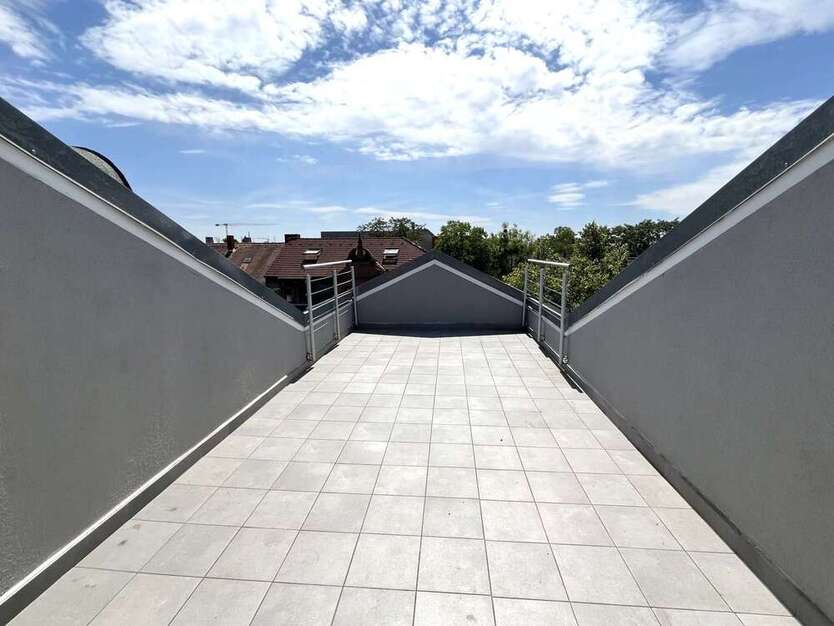Wohnung zum Mieten in Hanau 1.150 € 100 m²