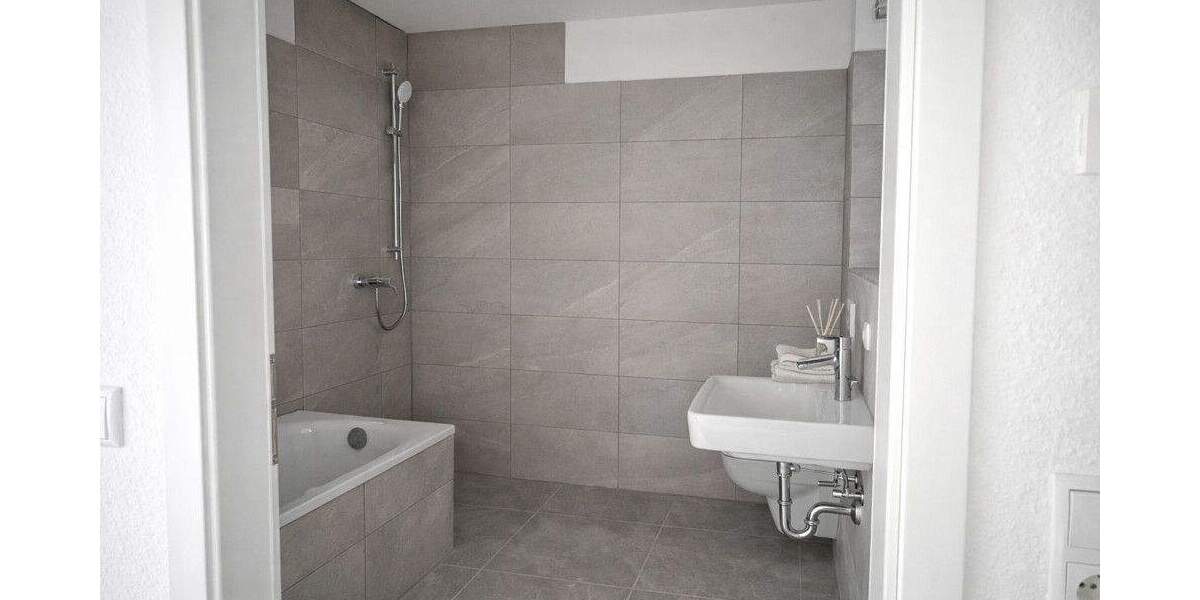 Etagenwohnung Lörrach Brombach - 3 Zimmer, 84 m&sup2;, 1.350&euro; | Angebot:24721524