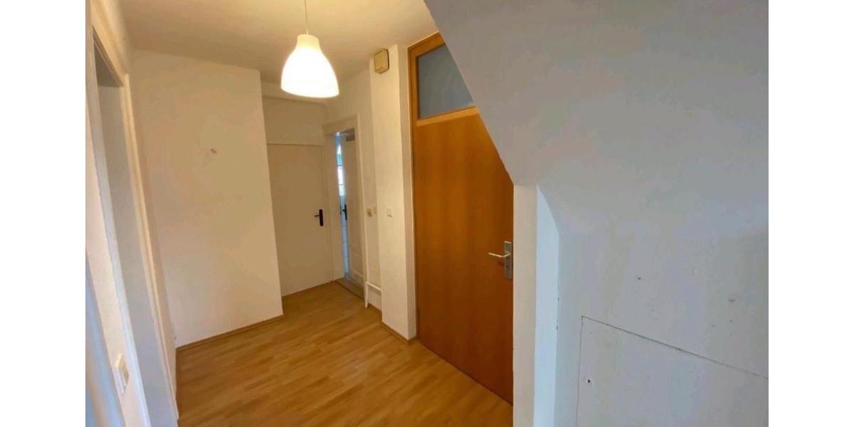 Dachgeschoßwohnung Bayreuth City - 2 Zimmer, 65 m&sup2;, 680&euro; | Angebot:26694040
