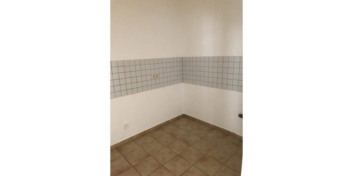 Etagenwohnung Mittweida - 2 Zimmer, 66 m&sup2;, 375&euro; | Angebot:25729253