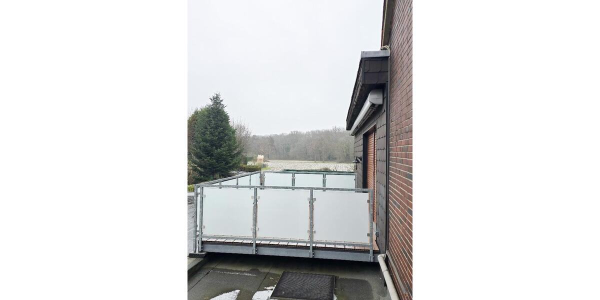 Etagenwohnung Duisburg Hamborn - 2.5 Zimmer, 96 m&sup2;, 780&euro; | Angebot:25269814