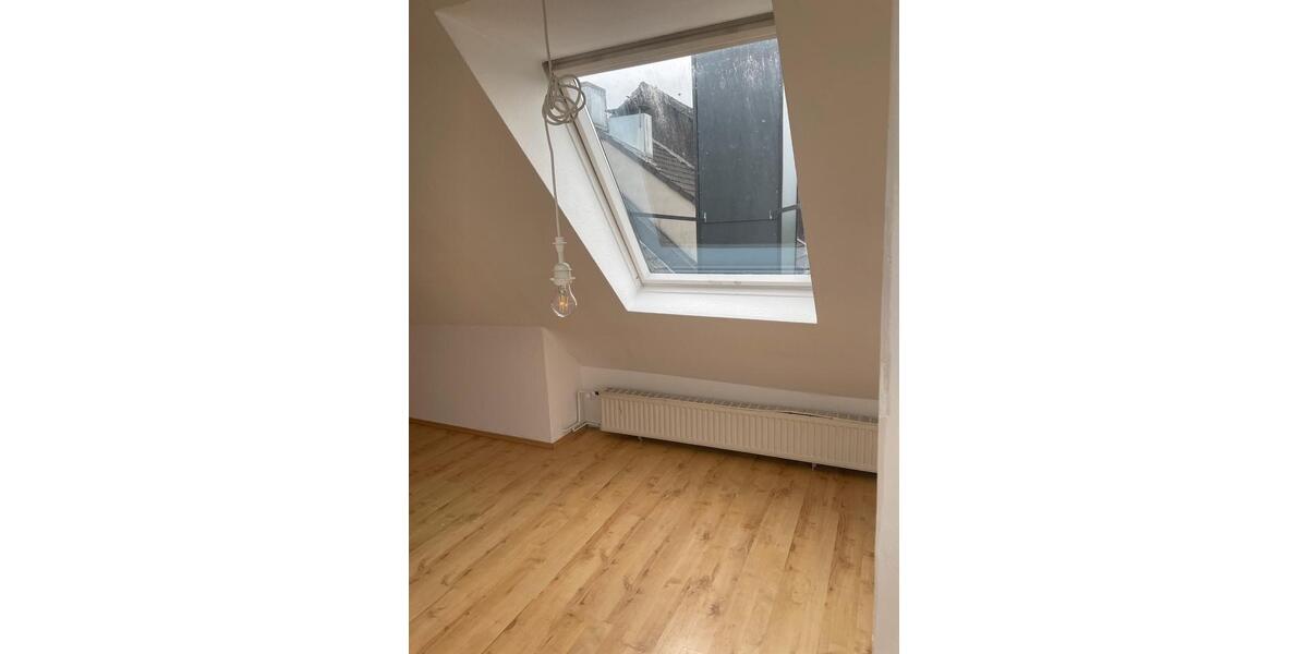 Dachgeschoßwohnung Osnabrück - 2 Zimmer, 74 m&sup2;, 835&euro; | Angebot:26415893