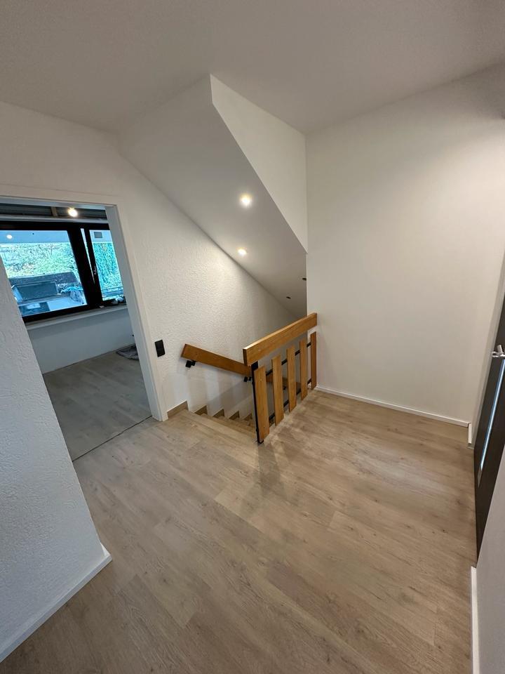 Schöne 4,5-Zimmer-MaisonetteWohnung mit Garten & Terrasse