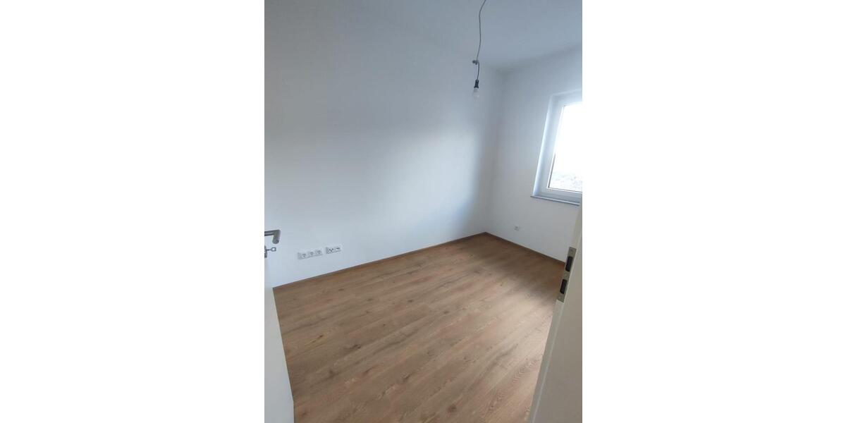 Moderne, helle ruhige 4 Zimmer Wohnung im Neubaugebiet Königsberg 4 zimmer