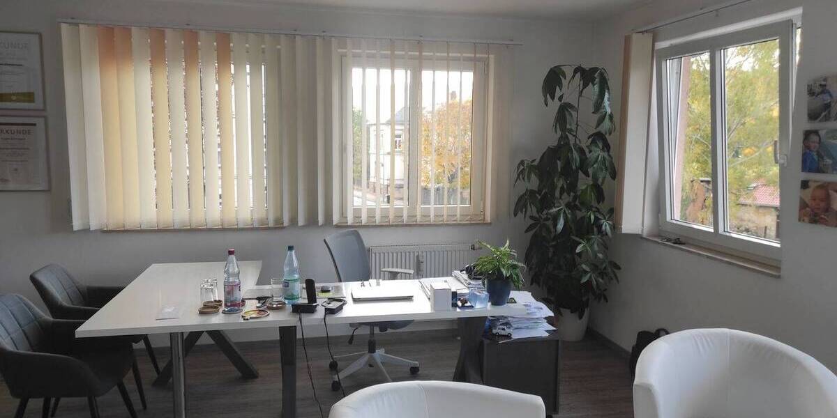 Gewerbeobjekt Meißen Vorbrücke - 4 Zimmer, 99 m&sup2;, 800&euro; | Angebot:25671062