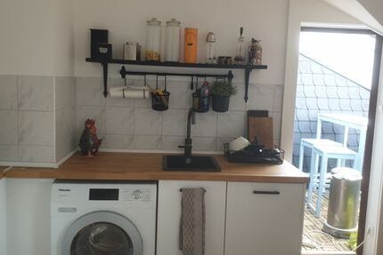 Dachgeschosswohnung mit Terrasse zimmer