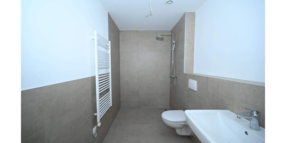 Etagenwohnung Seubersdorf - 4 Zimmer, 111 m&sup2;, 1.175&euro; | Angebot:24530574