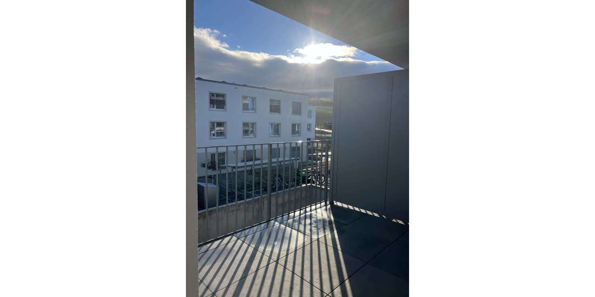 Etagenwohnung Schliengen - 2 Zimmer, 72 m&sup2;, 1.000&euro; | Angebot:26828600