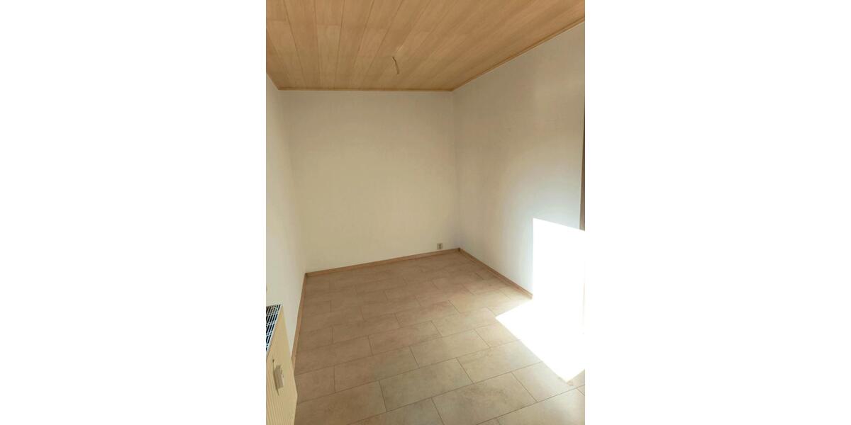 Erdgeschoßwohnung Olbernhau - 3 Zimmer, 68 m&sup2;, 390&euro; | Angebot:25291763