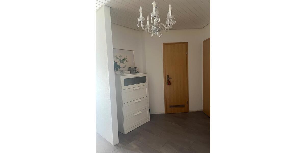 Dachgeschoßwohnung Grenzach-Wyhlen Wyhlen - 3 Zimmer, 83 m&sup2;, 1.200&euro; | Angebot:26241674