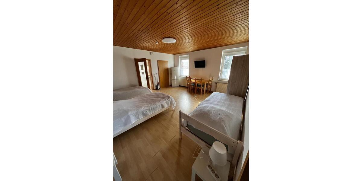 Wohnen auf Zeit Hemmingen - 10 Zimmer, 10 m&sup2;, 30&euro; | Angebot:20249374