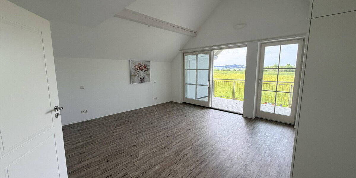 Etagenwohnung Weiler-Simmerberg Ellhofen - 4 Zimmer, 150 m&sup2;, 1.260&euro; | Angebot:26351639