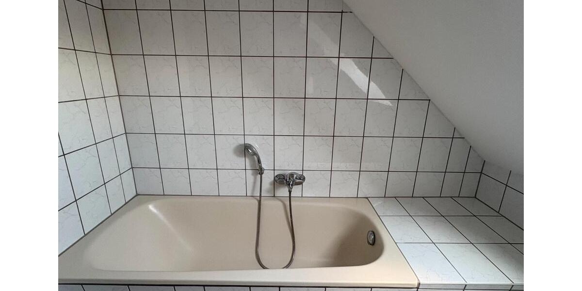 Dachgeschoßwohnung Eilenburg - 1 Zimmer, 45 m&sup2;, 348&euro; | Angebot:27629848